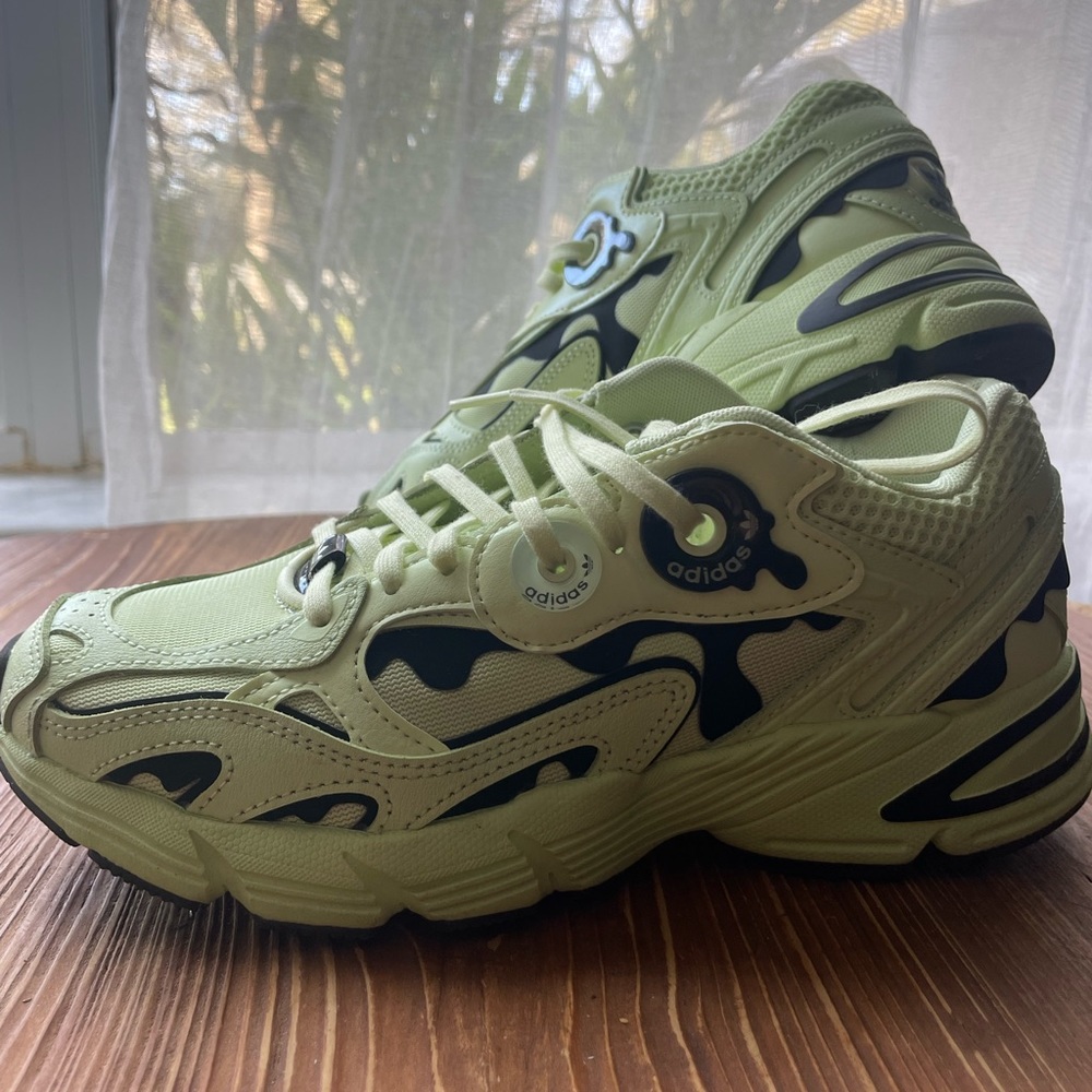 Adidas Astir Sneaker lime